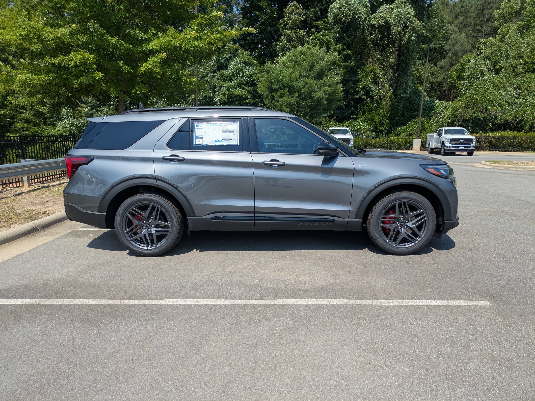 New 2026 Ford Explorer ST-Line w/ ST-Line Street Pack RWD image 3