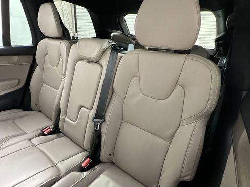 New 2026 Volvo XC90 B6 Ultra w/ Lounge Package image 23