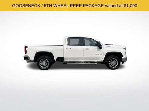 Used 2025 Chevrolet Silverado 3500 LTZ w/ LTZ Plus Package AWD/4WD image 6