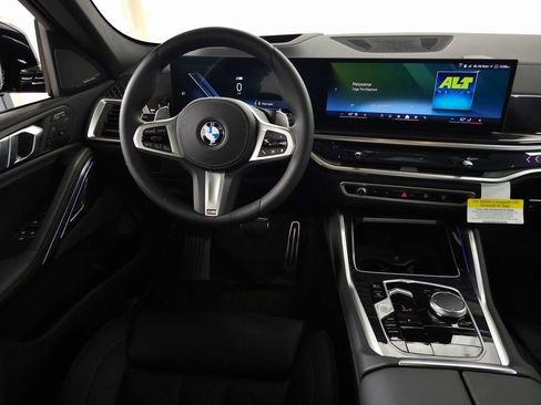 Used 2026 BMW X6 xDrive40i image 15