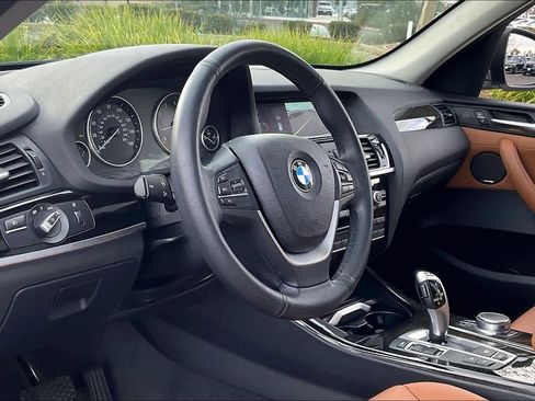 Used 2017 BMW X3 xDrive28i image 17
