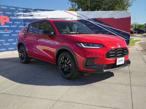 New 2026 Honda HR-V Sport image 3