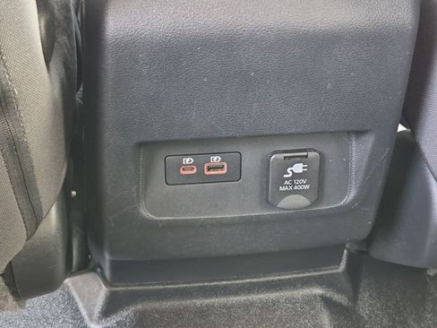Used 2022 Nissan Frontier SV AWD/4WD image 23