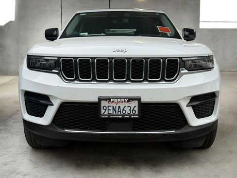 Used 2023 Jeep Grand Cherokee Laredo image 20