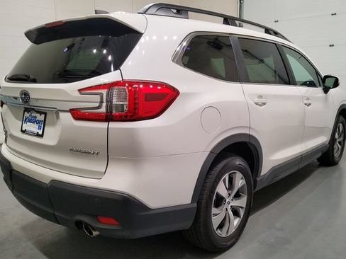 Used 2025 Subaru Ascent Premium AWD/4WD image 7