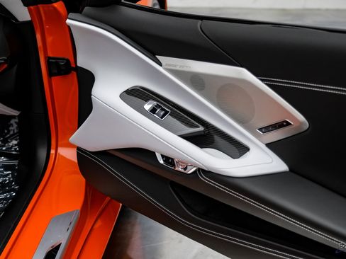 Used 2021 Chevrolet Corvette Stingray Premium Conv w/ Z51 Performance Package image 88