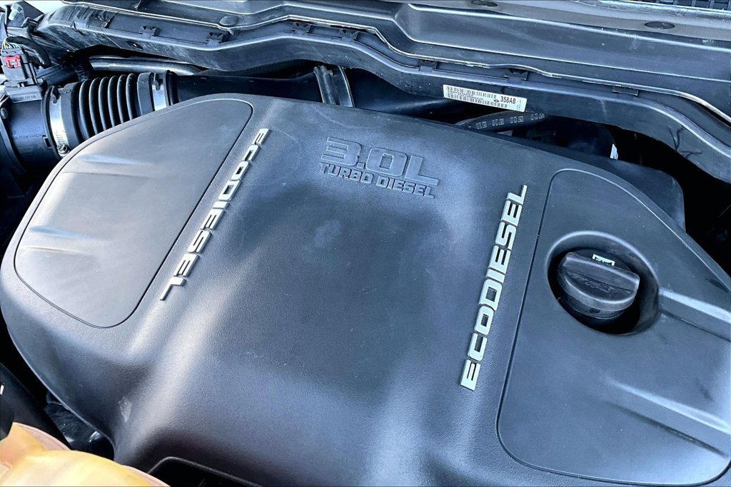 Used 2018 RAM 1500 Outdoorsman AWD/4WD image 31