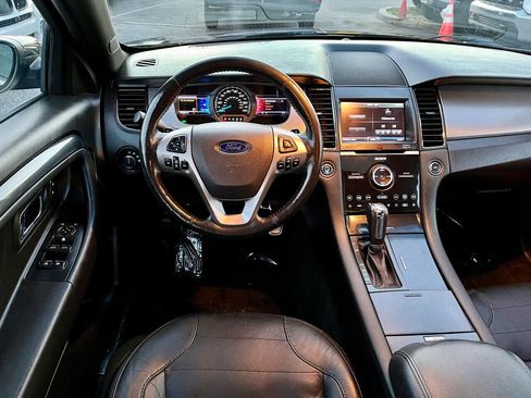 Used 2013 Ford Taurus SHO AWD/4WD image 21