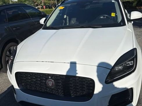 Used 2021 Jaguar E-PACE SE AWD/4WD image 11