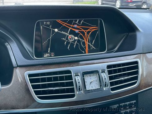 Used 2014 Mercedes-Benz E 350 Sedan image 23
