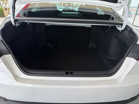 Used 2026 Toyota Camry SE FWD image 13