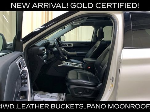 Used 2022 Ford Explorer XLT w/ Equipment Group 202A AWD/4WD image 31