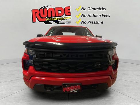 Used 2023 Chevrolet Silverado 1500 Custom AWD/4WD image 9