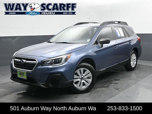 Used 2018 Subaru Outback 2.5i image 1