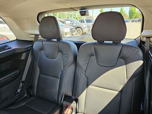 Used 2025 Volvo XC90 T8 Ultra w/ Protection Package image 12