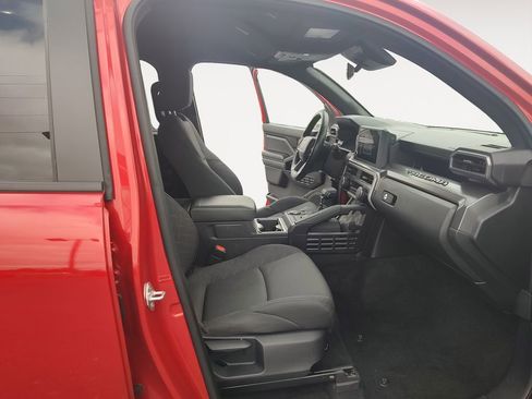 Used 2024 Toyota Tacoma SR5 RWD image 15