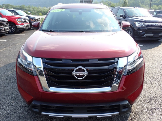 Used 2023 Nissan Pathfinder SL w/ SL Premium Package AWD/4WD image 13