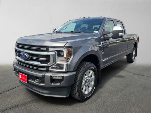 Used 2022 Ford F350 Platinum AWD/4WD image 7