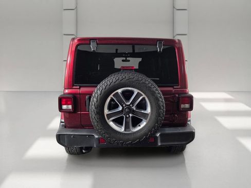 Used 2021 Jeep Wrangler Unlimited Sahara AWD/4WD image 6