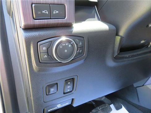 Used 2021 Ford F450 Limited w/ FX4 Off-Road Package AWD/4WD image 14