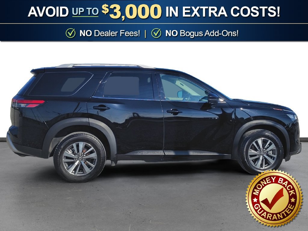 Used 2023 Nissan Pathfinder SL AWD/4WD image 8