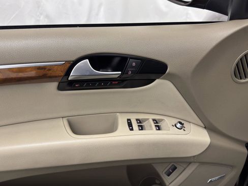 Used 2014 Audi Q7 3.0T Premium Plus w/ Premium Plus Package image 16