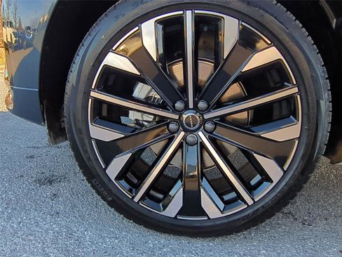 New 2026 Volvo XC60 B5 Ultra w/ Protection Package Premier image 23