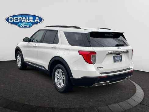 Used 2023 Ford Explorer XLT w/ Equipment Group 202A image 3