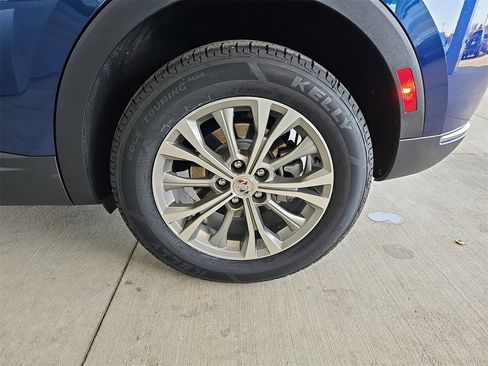 Used 2023 Buick Envision Preferred image 32