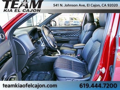Used 2021 Mitsubishi Outlander GT image 16