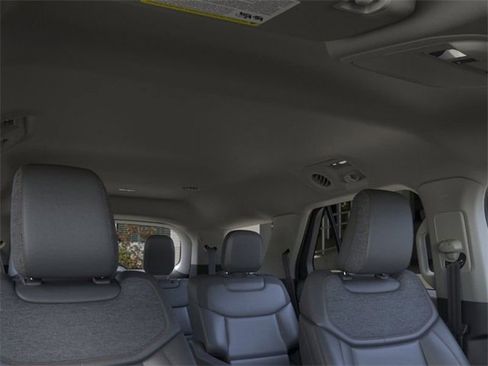 New 2026 Ford Explorer Active image 22