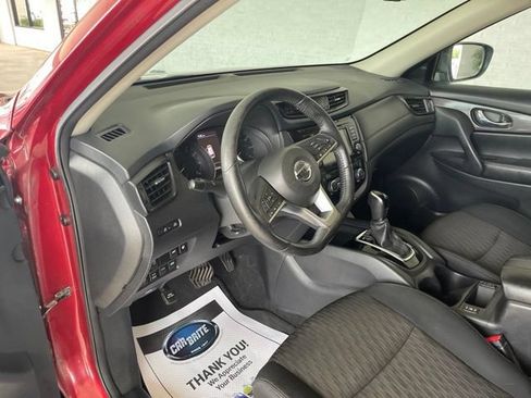 Used 2018 Nissan Rogue SV w/ Premium Package AWD/4WD image 16