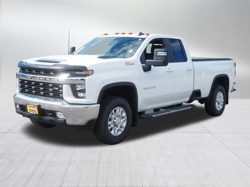 Used 2020 Chevrolet Silverado 3500 LT w/ All Star Edition AWD/4WD image 3
