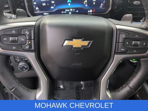 Used 2023 Chevrolet Silverado 1500 LT w/ Safety Package AWD/4WD image 11
