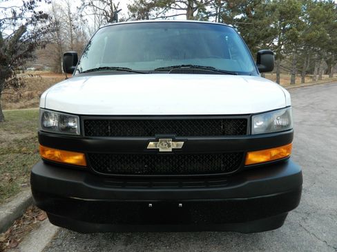Used 2019 Chevrolet Express 2500 w/ Communications Package image 2