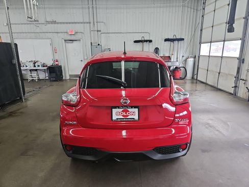 Used 2016 Nissan Juke SV w/ Technology Package AWD/4WD image 6