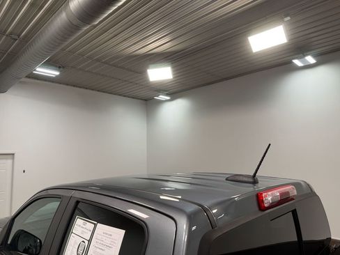 Used 2022 GMC Canyon AT4 image 46