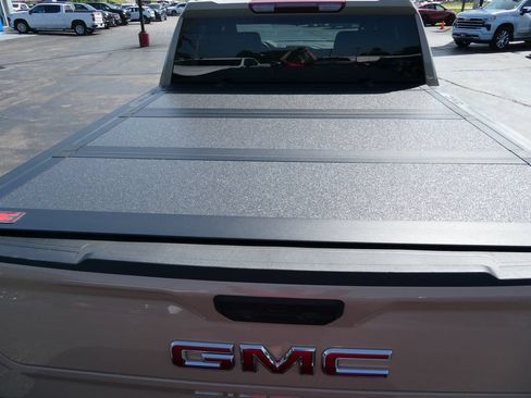 Certified 2022 GMC Sierra 1500 Elevation AWD/4WD image 17