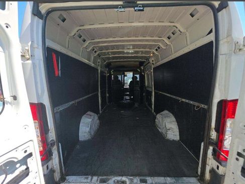 Used 2014 RAM ProMaster 3500 FWD image 4