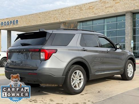 Used 2025 Ford Explorer Active RWD image 19