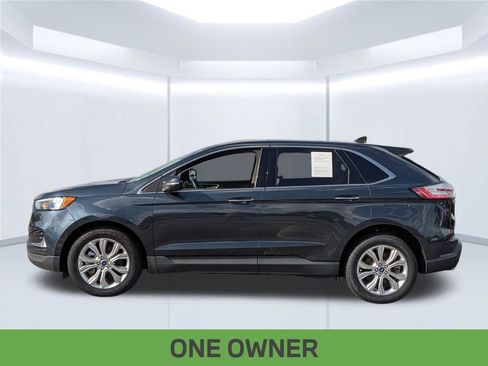 Used 2022 Ford Edge Titanium AWD/4WD image 2