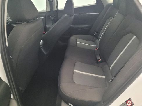 Used 2021 Hyundai Sonata SE w/ Winter Weather Package FWD image 18