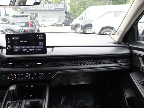 Used 2026 Honda Accord SE image 18