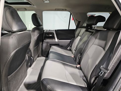 Used 2023 Toyota 4Runner SR5 Premium w/ Moonroof Package RWD image 37