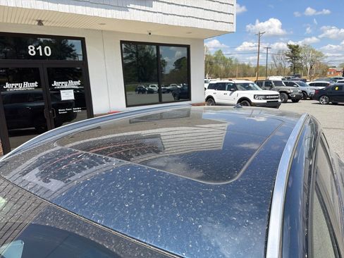 Used 2025 MAZDA CX-50 AWD 2.5 S w/ Premium Package image 12