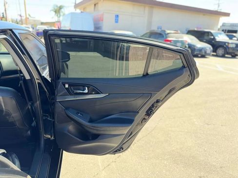 Used 2021 Nissan Maxima 3.5 SV w/ Floor Mat Group FWD image 28