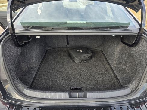 Used 2023 Volkswagen Jetta Sport image 29