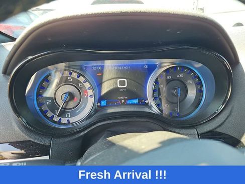 Used 2023 Chrysler 300 S image 8