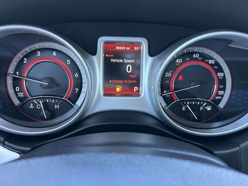 Used 2020 Dodge Journey SE w/ SE Popular Equipment Group FWD image 20
