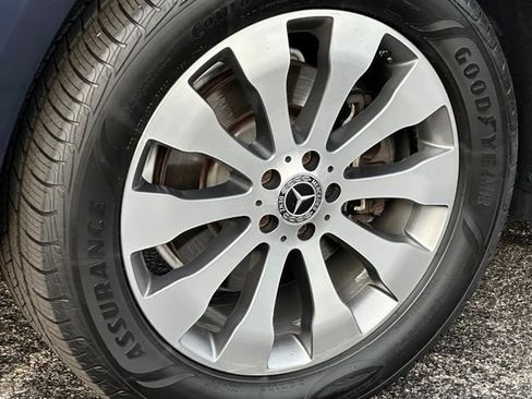 Used 2019 Mercedes-Benz GLS 450 4MATIC image 9